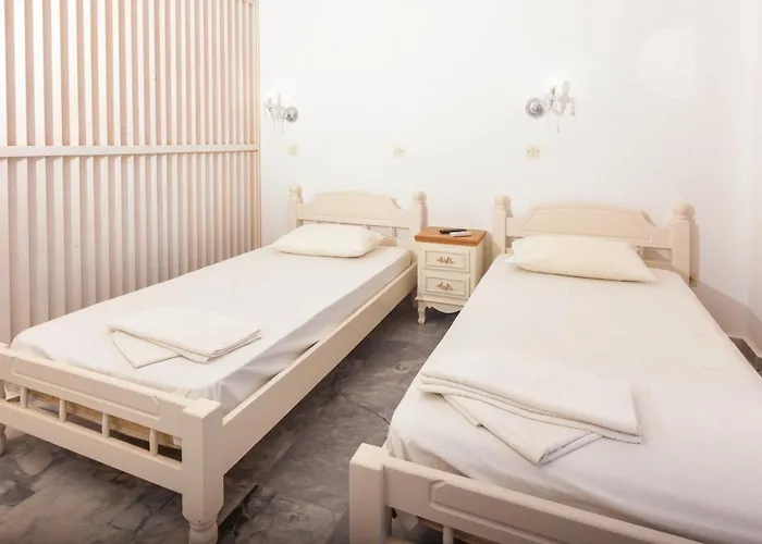 Seaheaven A2 - Beachfront Nest Memi, * Корони