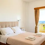 Дом отдыха Beachfront Nest Memi, - Seaheaven - A2 *