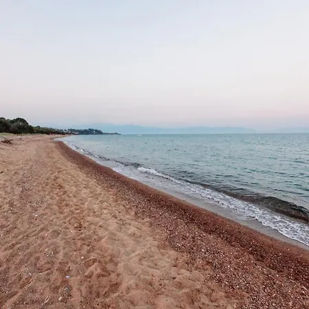 Prázdninový dům Seaheaven A2 - Beachfront Nest Memi, Koróni