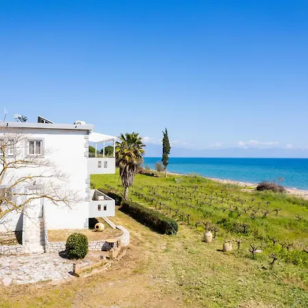Beachfront Nest Memi, - Seaheaven - A2 Appartamento Koróni