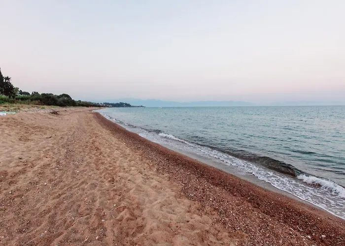 Prázdninový dům Seaheaven A2 - Beachfront Nest Memi, Koróni